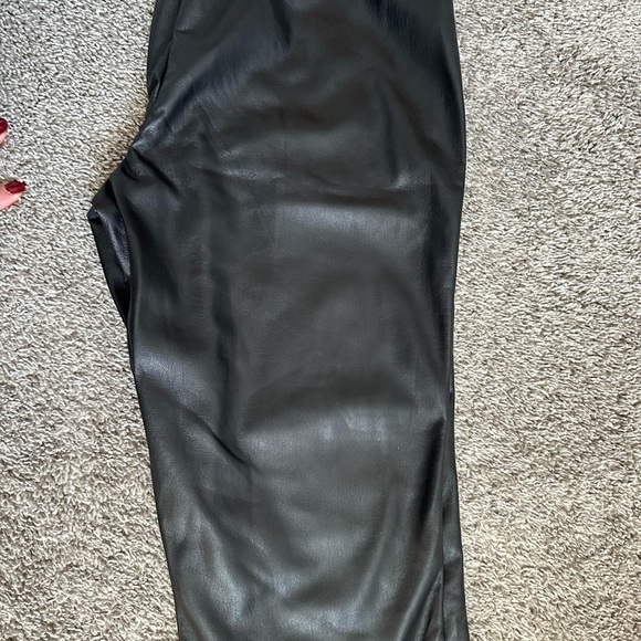 Babaton Black High-Waisted Trousers - Picture 7 of 10